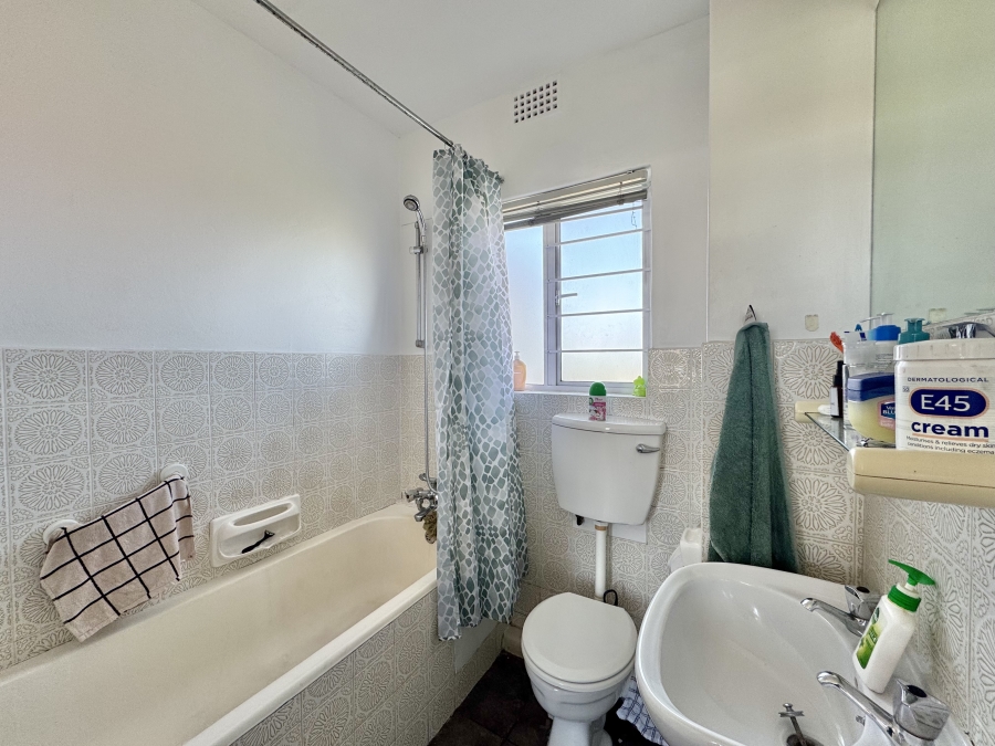 1 Bedroom Property for Sale in Rosebank Western Cape